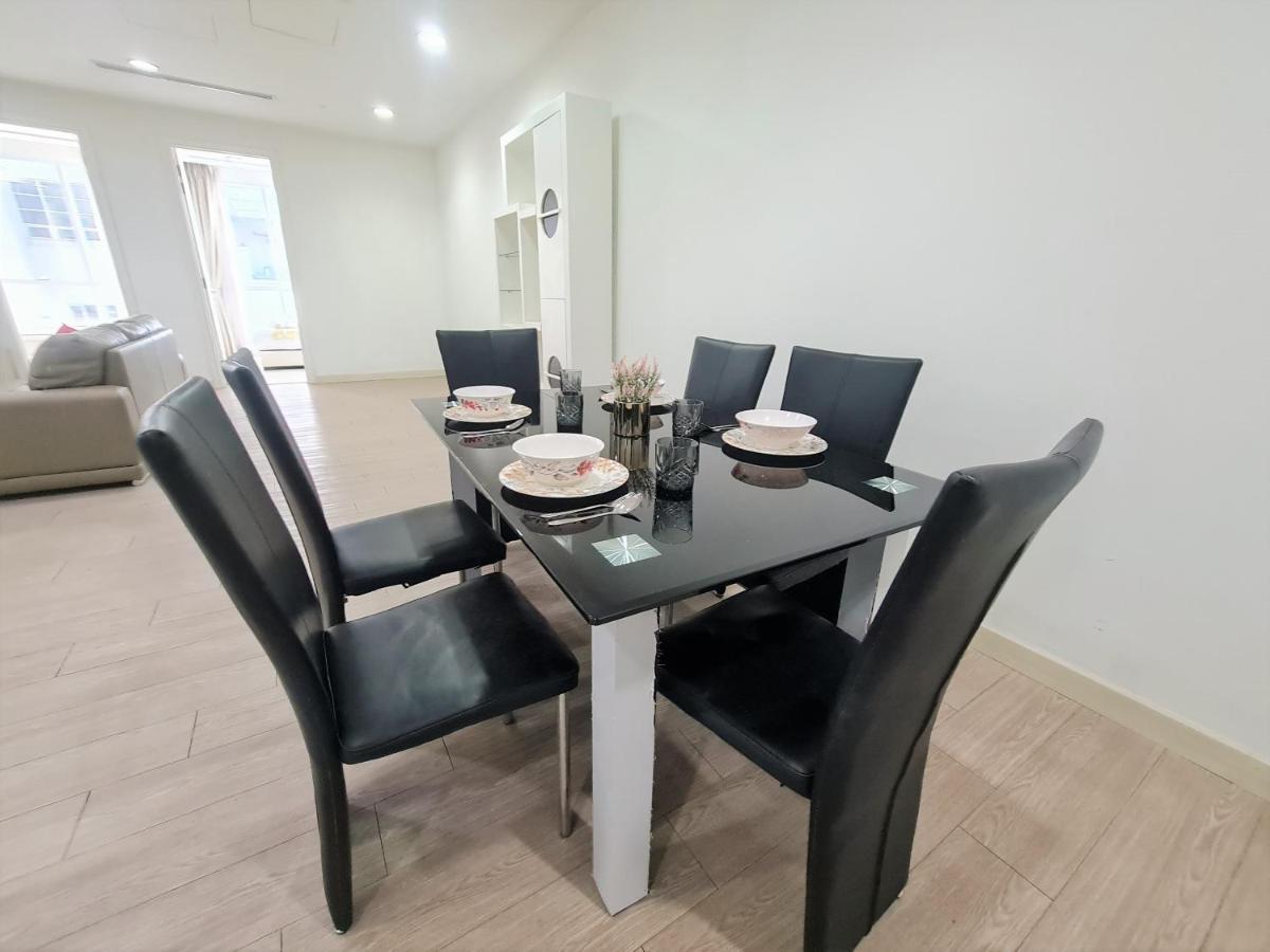 Klcc Binjai 8 Premium Soho Apartment By Sarah'S Lodge Куала-Лумпур Екстер'єр фото