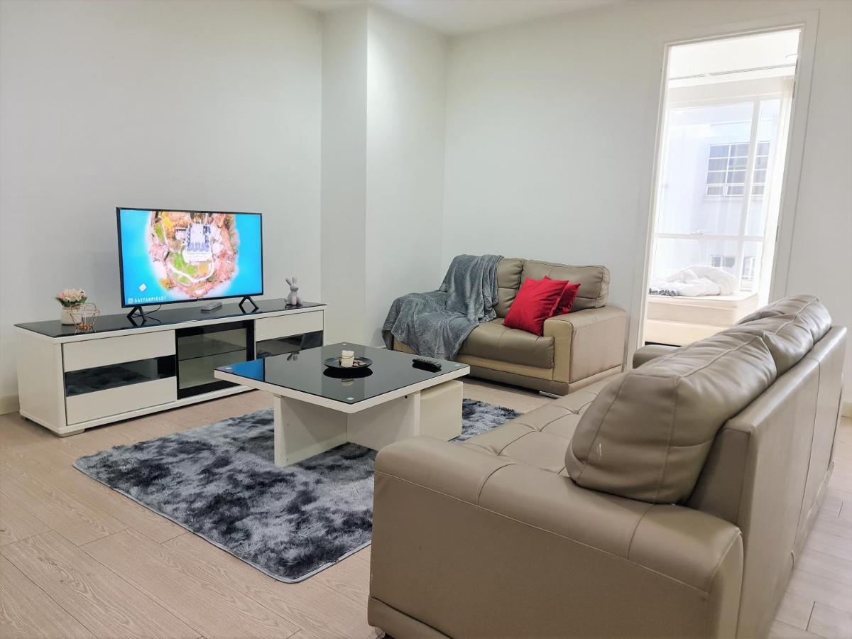 Klcc Binjai 8 Premium Soho Apartment By Sarah'S Lodge Куала-Лумпур Екстер'єр фото