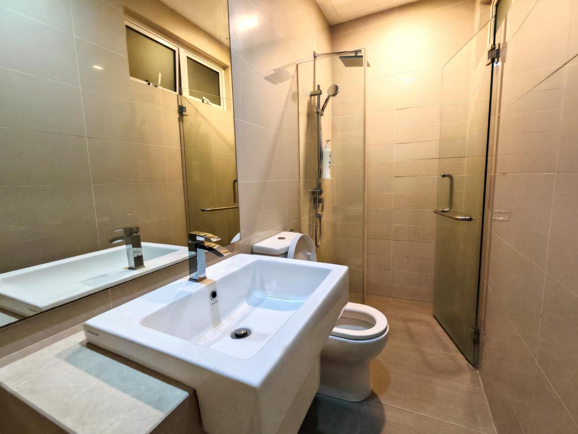 Klcc Binjai 8 Premium Soho Apartment By Sarah'S Lodge Куала-Лумпур Екстер'єр фото
